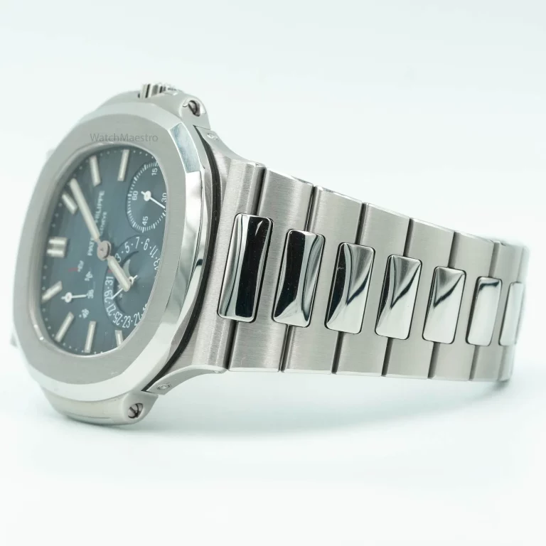 Patek Philippe Nautilus 5712 steel watch